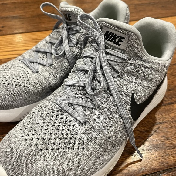 Nike Womens Lunarepic Low Flyknit 2 863780-002 Gray Running Shoes  Sz 9.5 - Picture 9 of 13